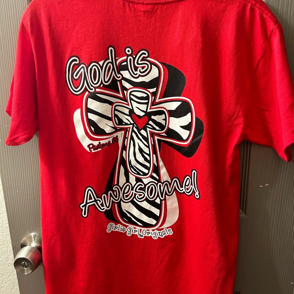 NEW Girlie Girl tshirt